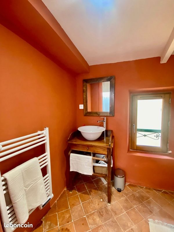 Appartement à louer, 24m², Hyères