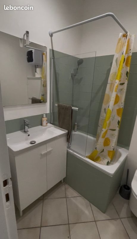 Appartement à louer, 21m², Nîmes
