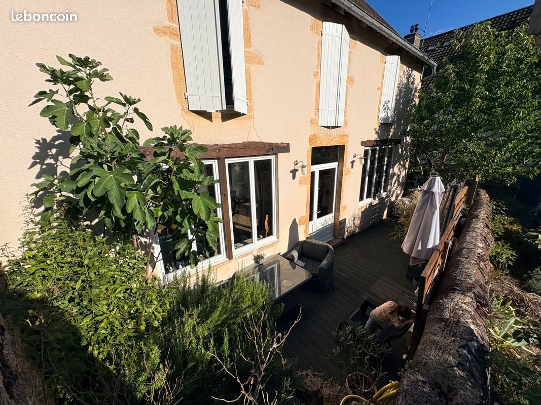 Maison à vendre, 158m², Charolles