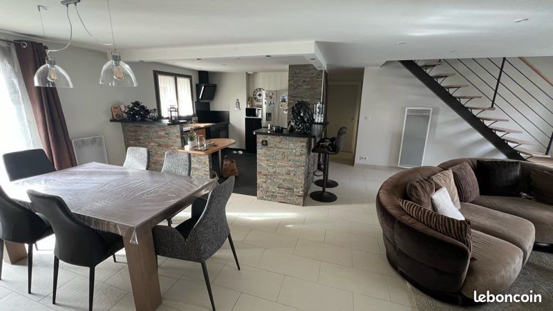 Maison à vendre, 134m², Indre