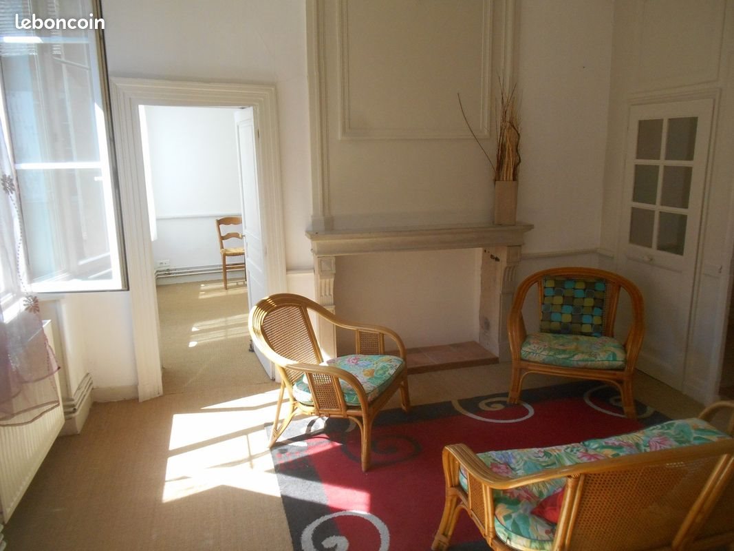 Appartement à louer, 45m², Moulins
