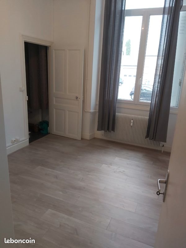 Appartement à louer, 43m², Moulins