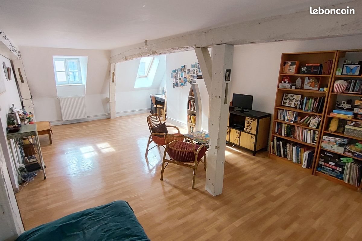 Appartement à louer, 82m², Vervins