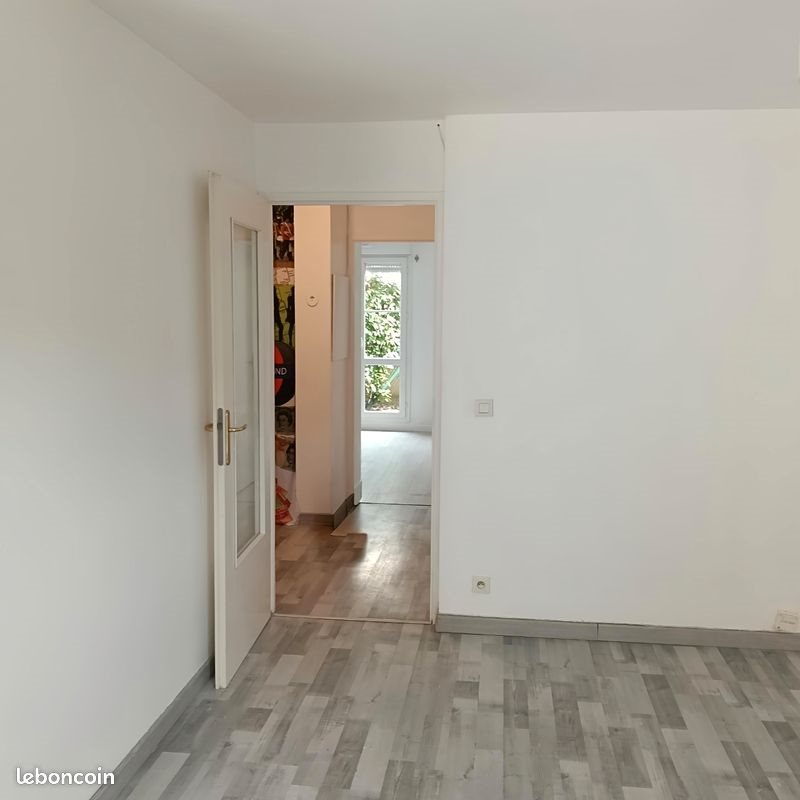 Appartement à louer, 45m², Magny-les-Hameaux