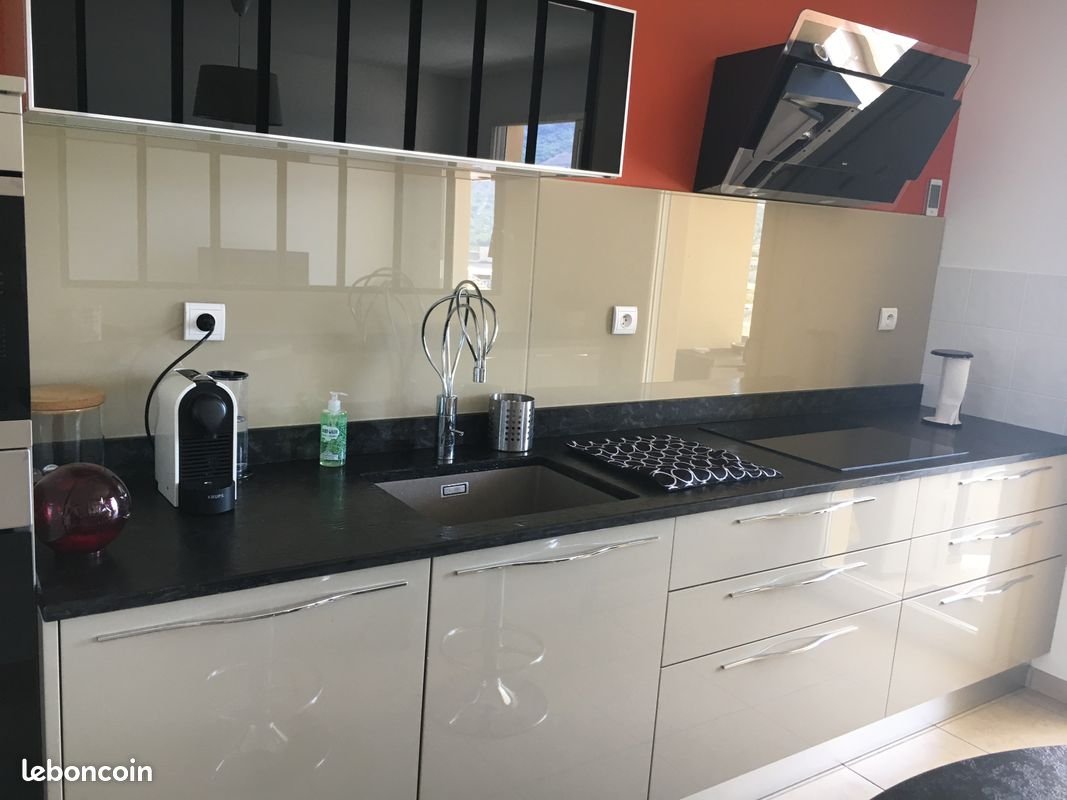 Appartement à louer, 69m², Privas