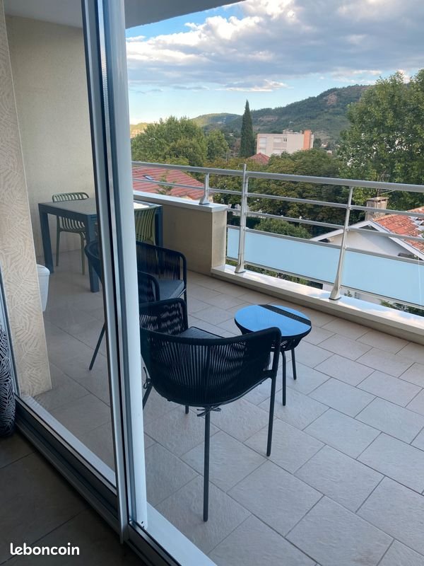 Appartement à louer, 69m², Privas
