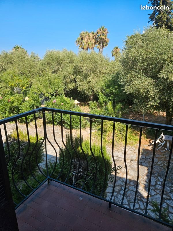 Appartement à louer, 18m², Antibes
