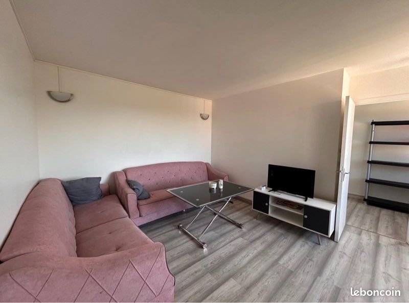 Appartement à louer, 44m², Roanne