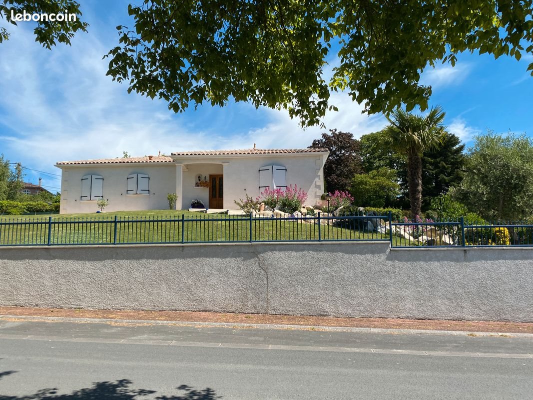Maison à vendre, 114m², Saintes