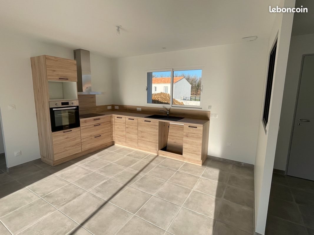 Maison à louer, 95m², Saint-Porchaire