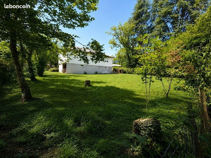 Maison à louer, 100m², Saint-Genis-Pouilly