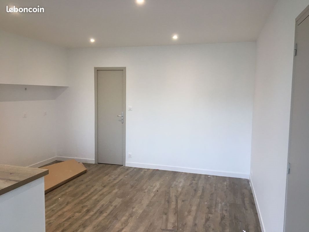 Appartement à louer, 75m², Candé