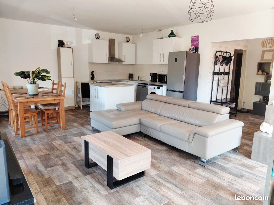 Appartement à louer, 69m², Saint-Maximin-la-Sainte-Baume