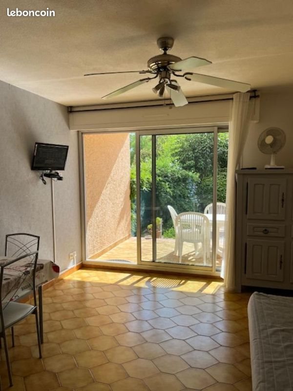 Appartement à louer, 26m², Carqueiranne