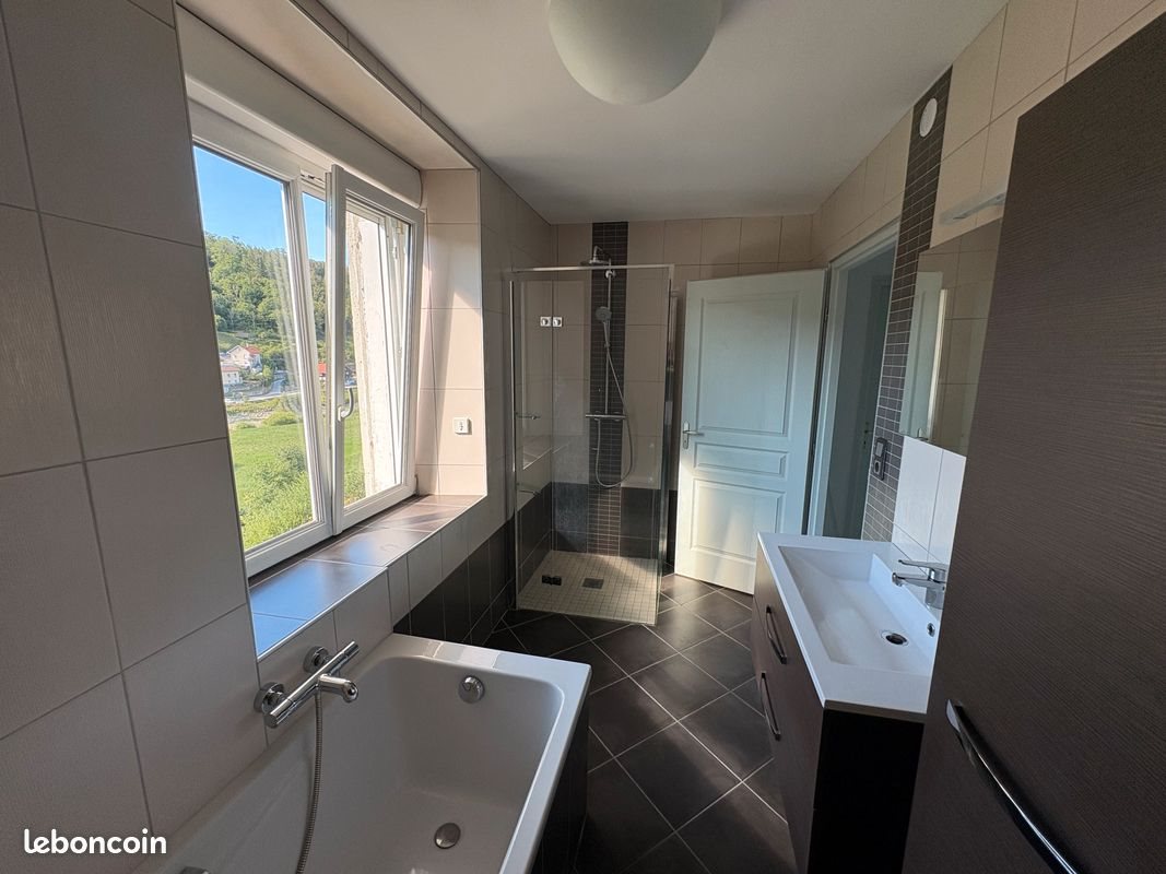 Appartement à vendre, 91m², Villers-le-Lac