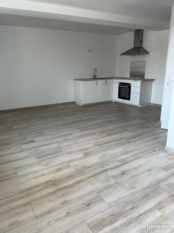 Appartement à louer, 65m², Meximieux