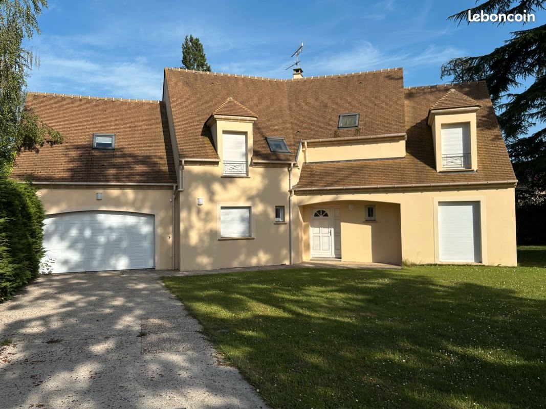 Maison à vendre, 240m², Feucherolles