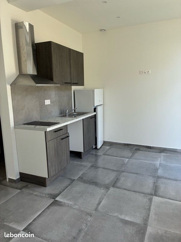 Appartement à louer, 22m², La Seyne-sur-Mer