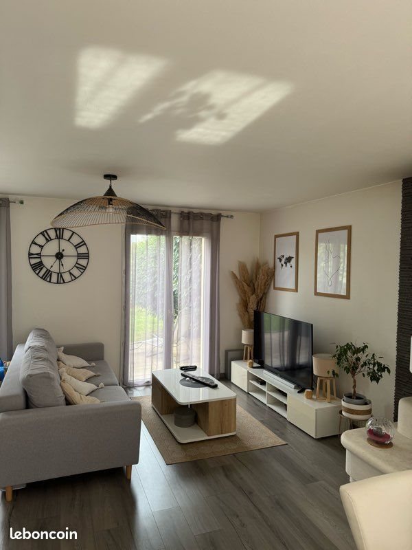 Maison à louer, 100m², Douvaine