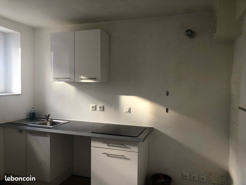 Appartement à louer, 47m², Aubenas