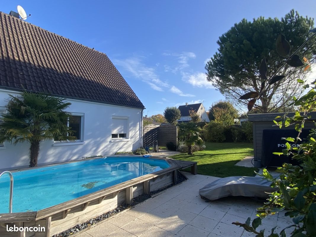 Maison à vendre, 135m², Saint-Julien-les-Villas