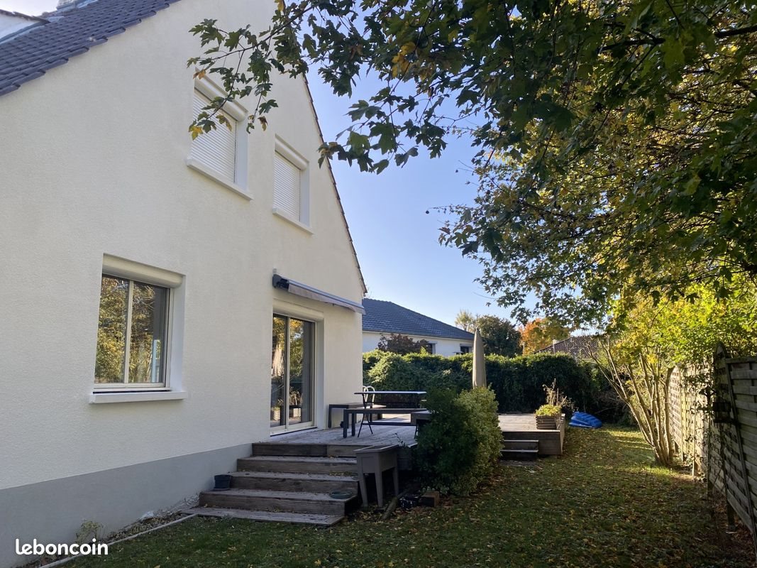 Maison à vendre, 135m², Saint-Julien-les-Villas