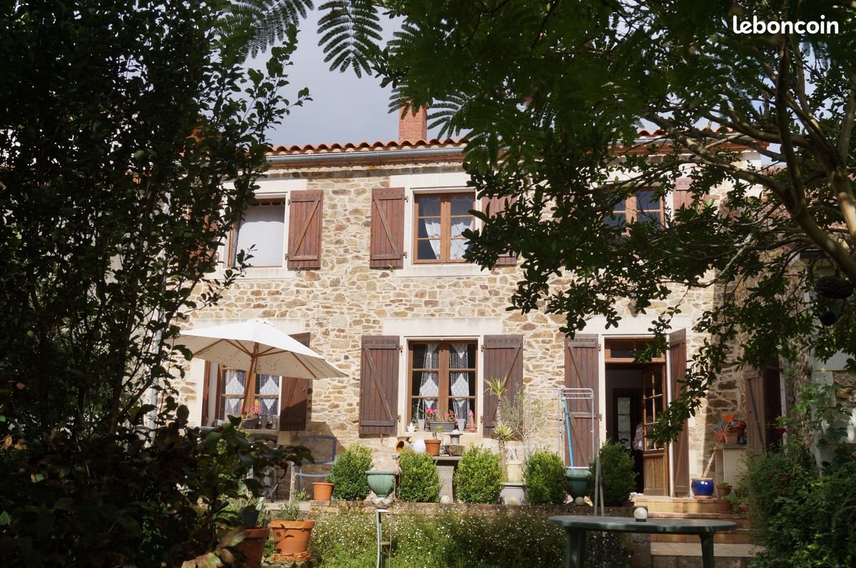 Maison à vendre, 141m², Rouzède
