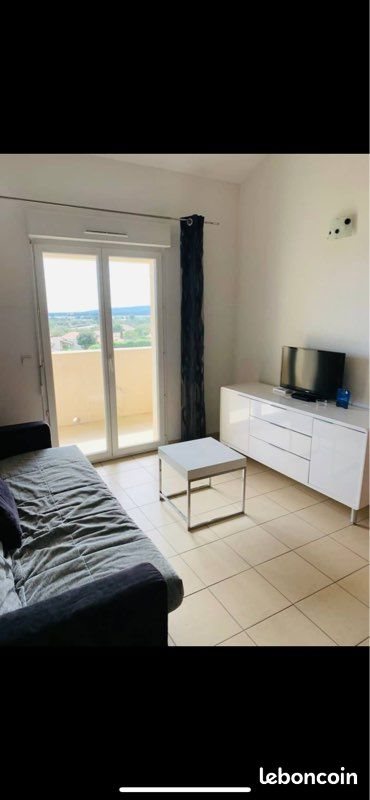 Appartement à louer, 30m², Signes