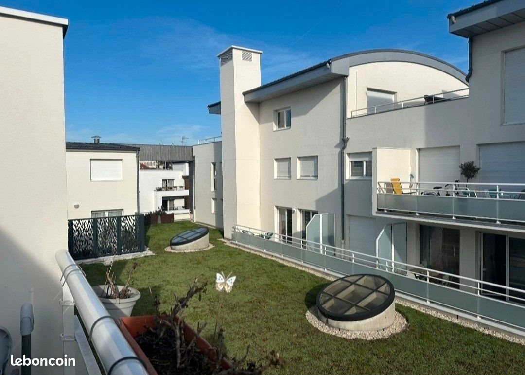 Appartement à louer, 32m², Nanterre