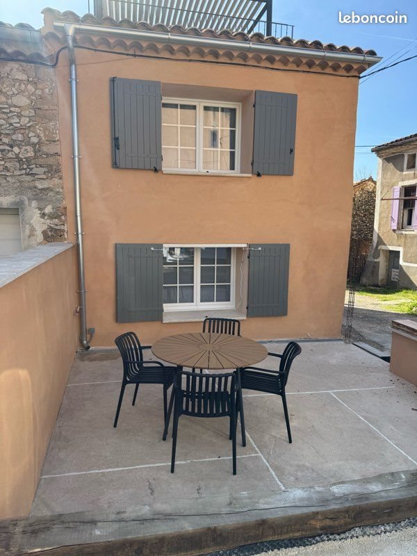 Maison à louer, 90m², Bédoin