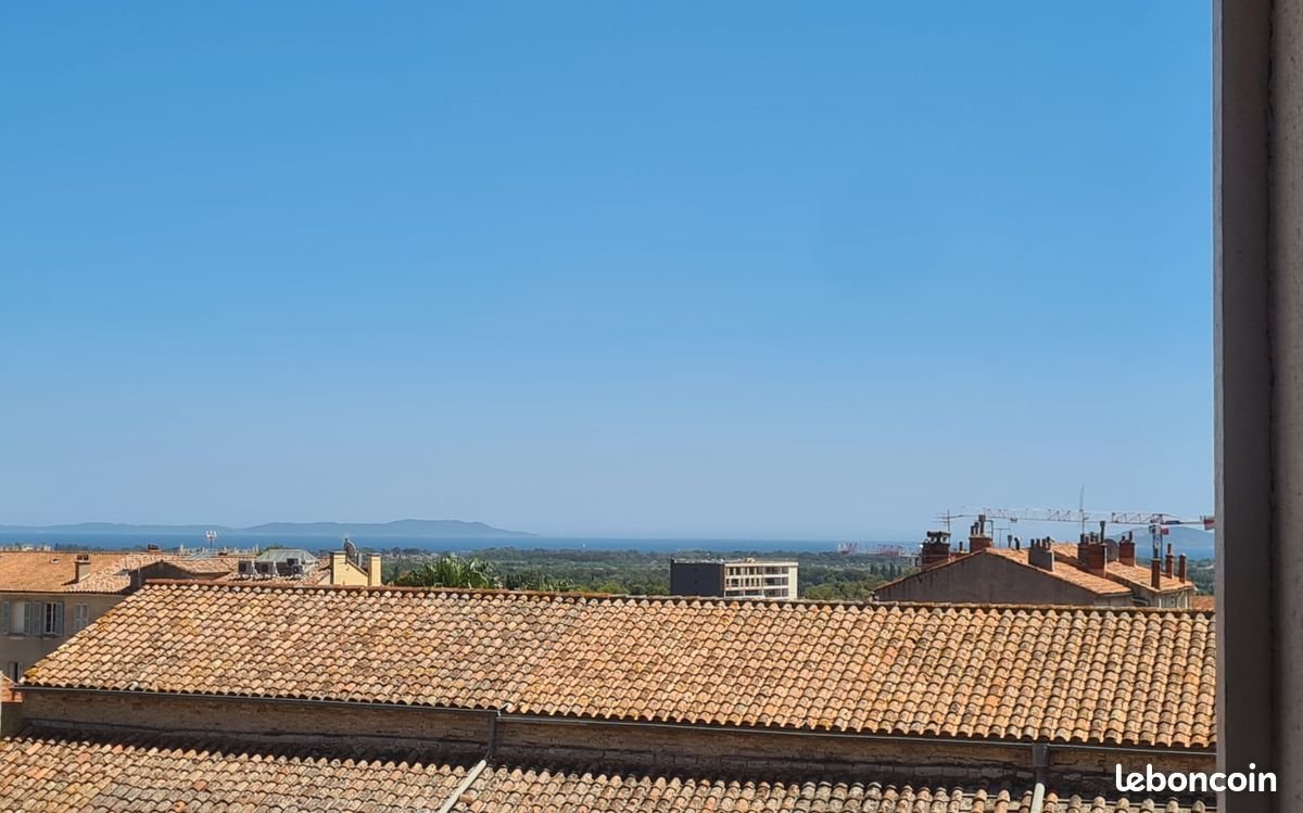 Appartement à louer, 26m², Hyères