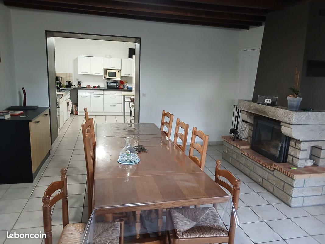 Maison à louer, 114m², Saint-Hilaire-du-Harcouët