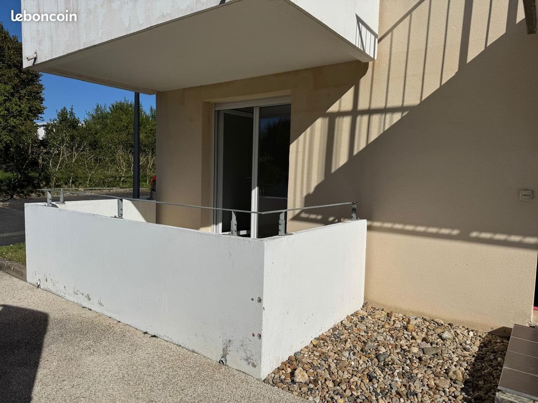 Appartement à louer, 38m², Saintes