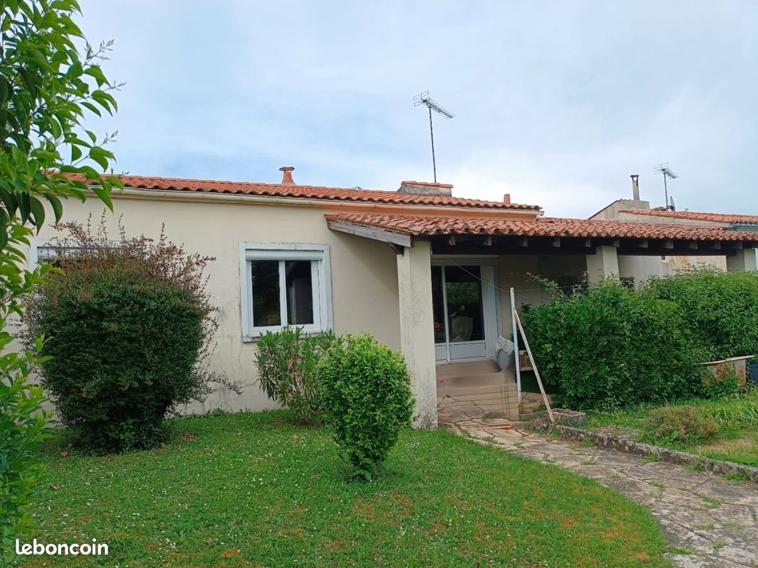 Maison à louer, 80m², Surgères
