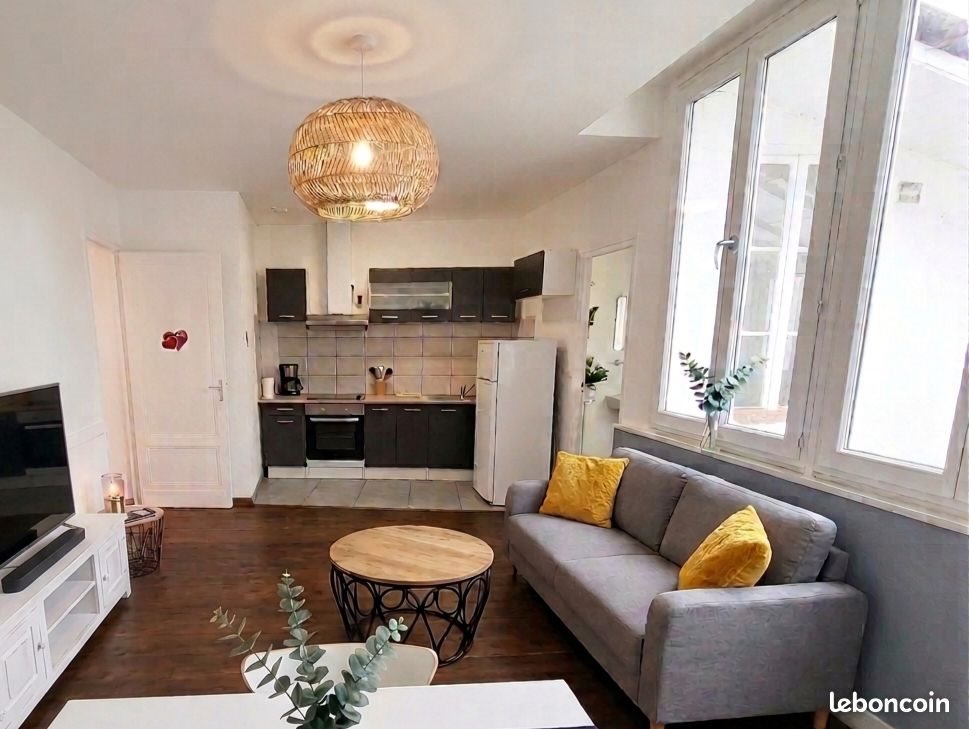 Appartement à louer, 65m², La Réole