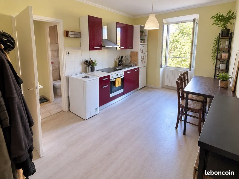 Appartement à louer, 41m², Millau