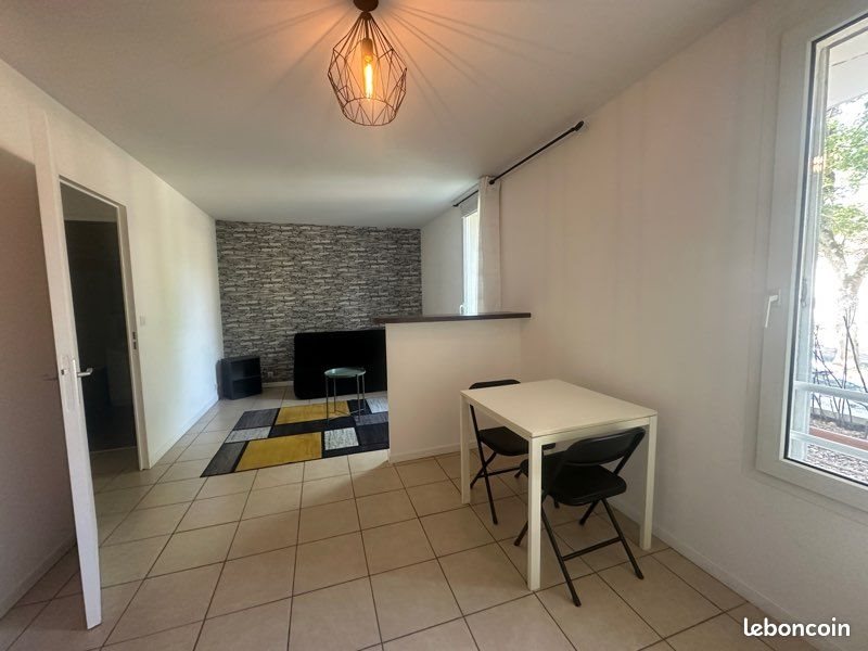 Appartement à vendre, 28m², Savigny-le-Temple