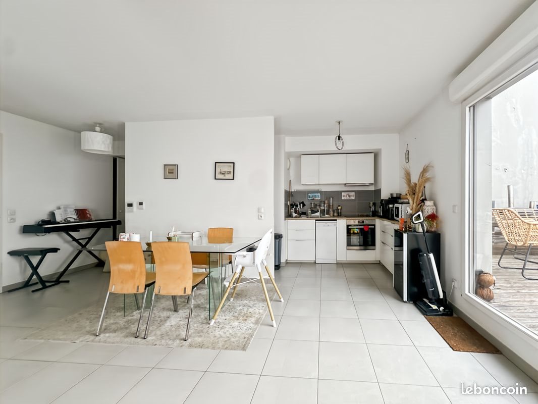 Appartement à louer, 72m², Bordeaux