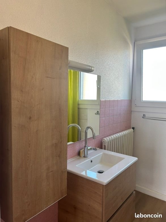 Appartement à louer, 80m², Avoudrey