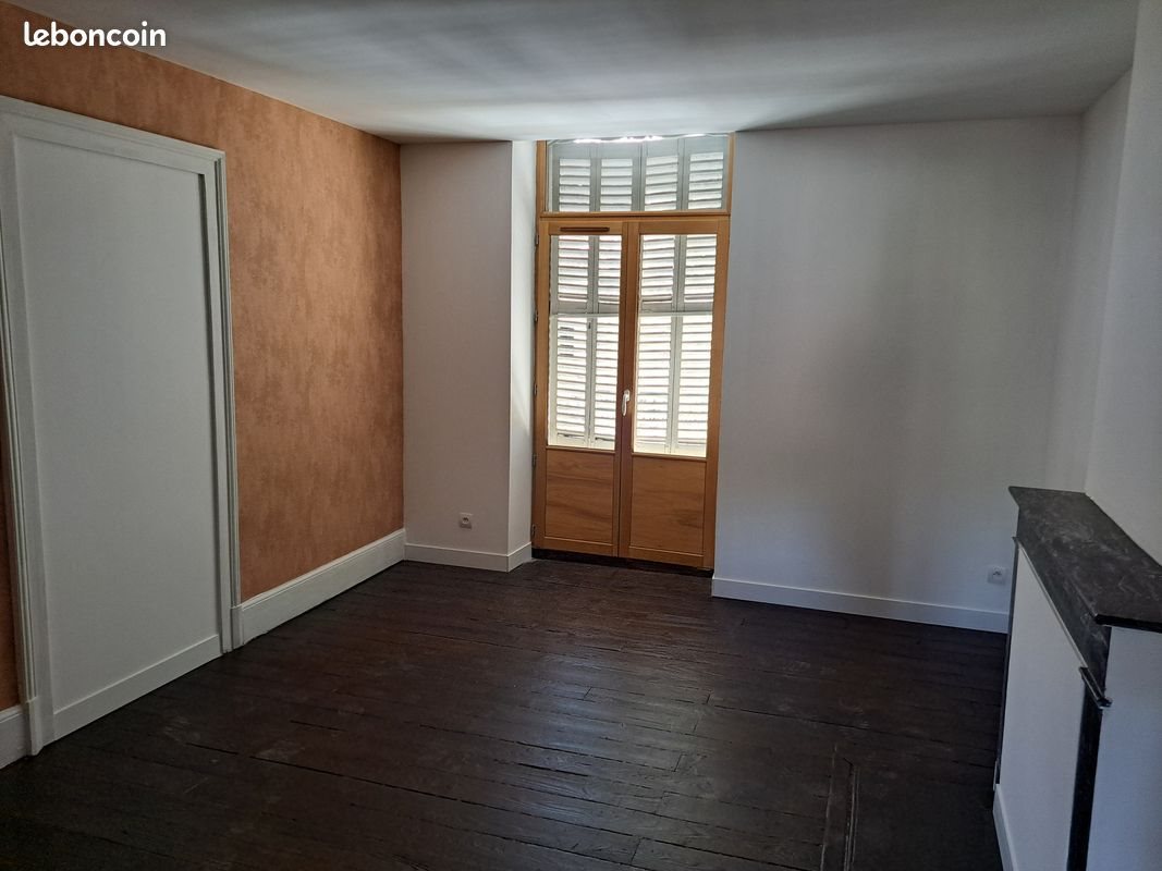 Appartement à louer, 75m², Decazeville