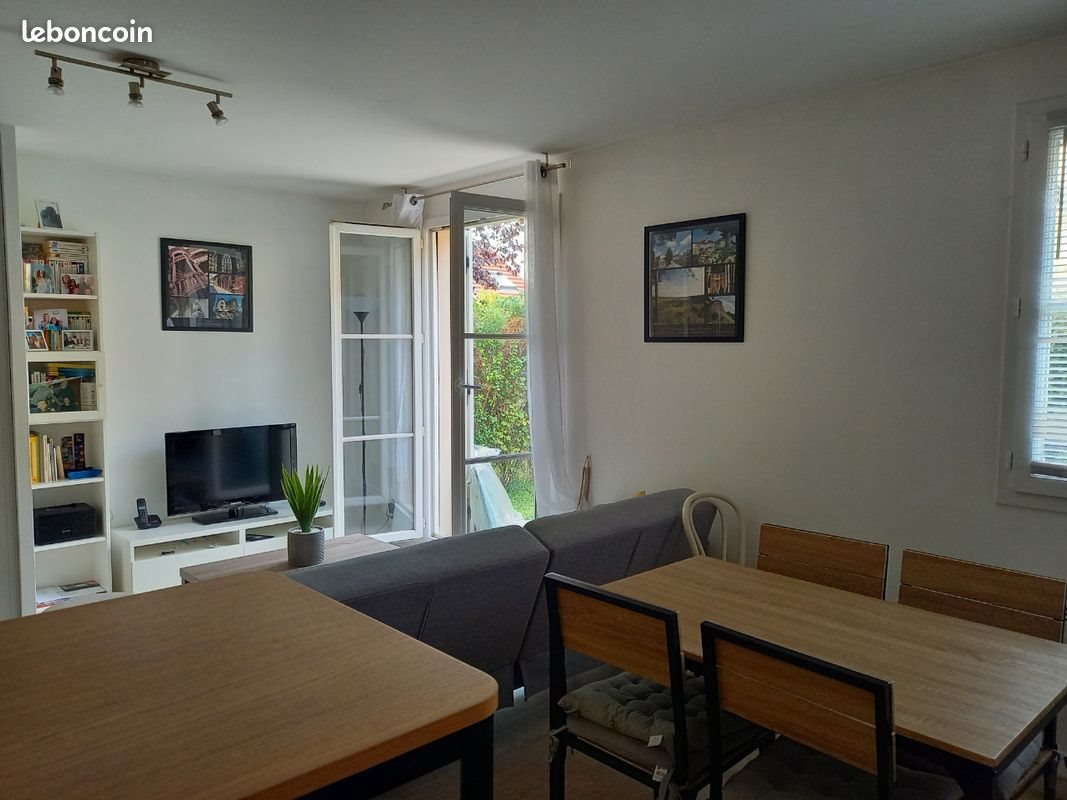Appartement à louer, 42m², Guignes