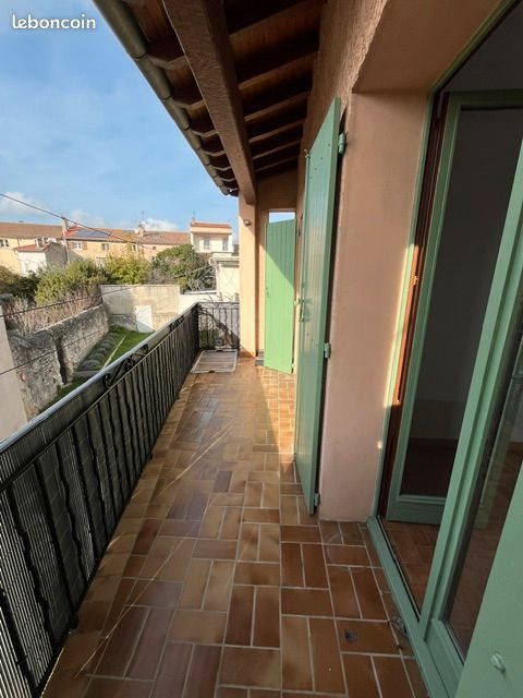 Maison à louer, 61m², Valréas