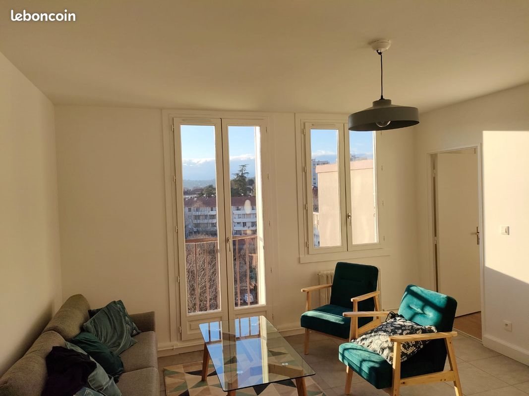 Appartement à louer, 66m², Oullins