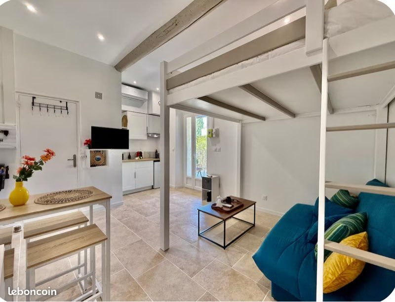 Appartement à louer, 26m², Hyères