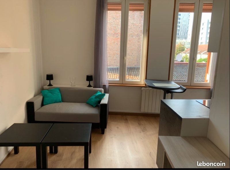 Appartement à louer, 24m², Saint-Quentin