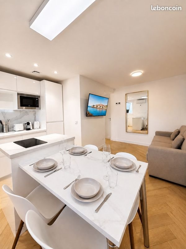 Appartement à louer, 38m², Antibes