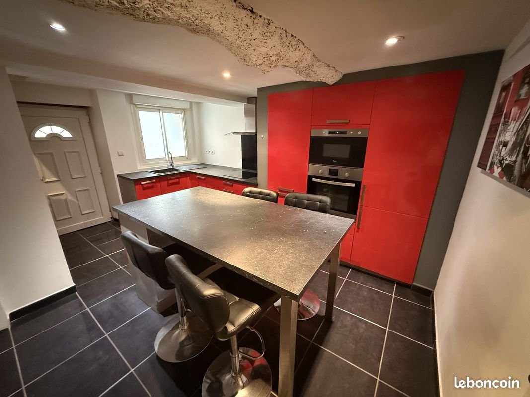 Maison à louer, 90m², Florensac
