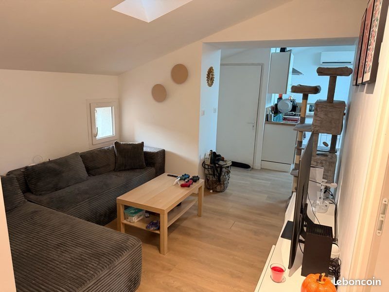 Appartement à louer, 60m², Remoulins