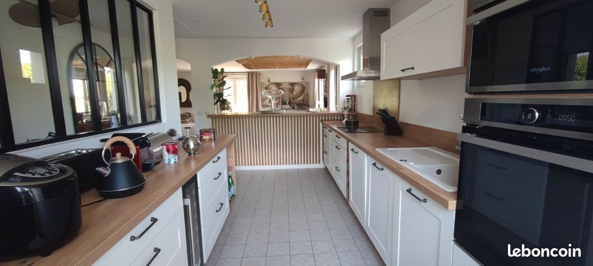 Appartement à louer, 129m², Lamorlaye