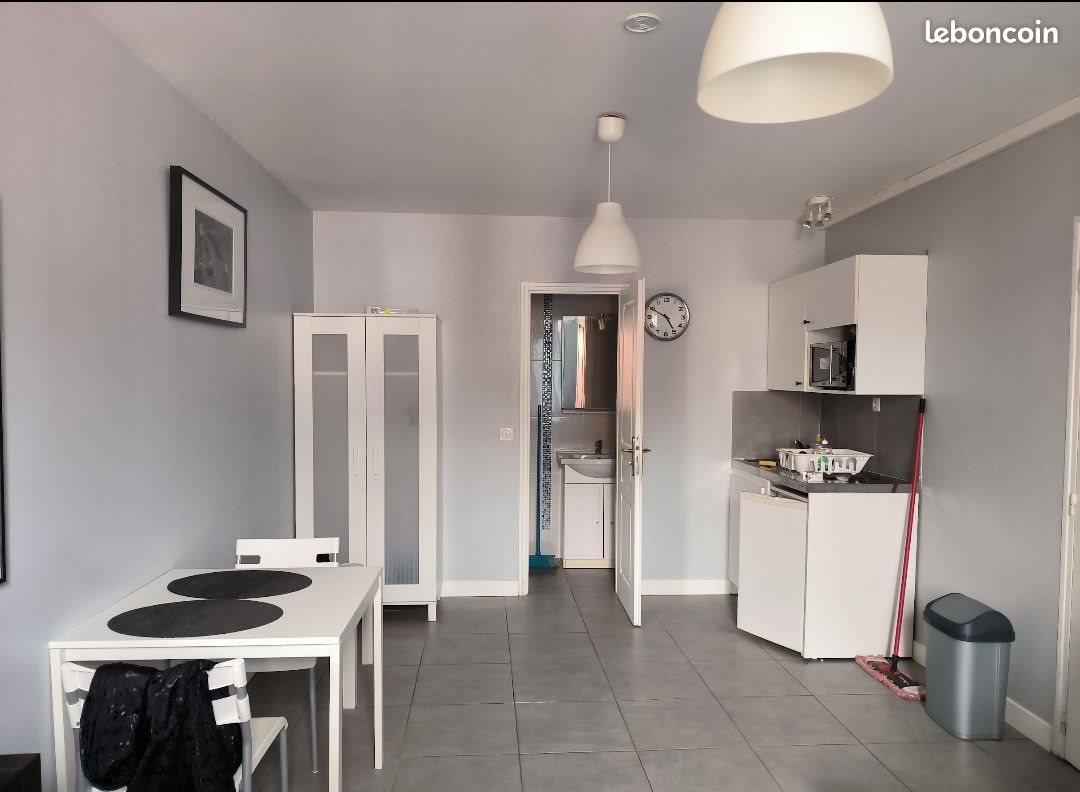 Appartement à louer, 22m², Saint-Quentin